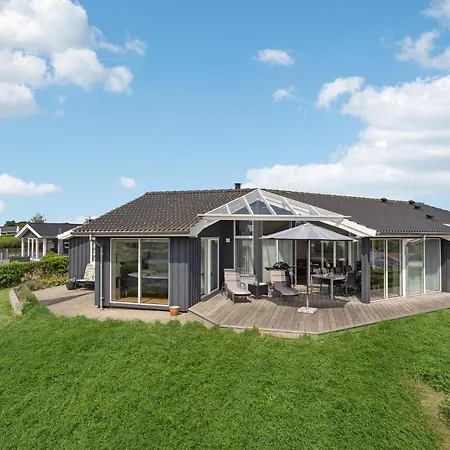 Holiday home In Hejls With Wifi